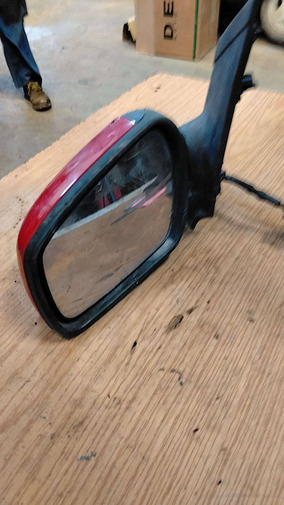 RETROVISOR IZQUIERDO