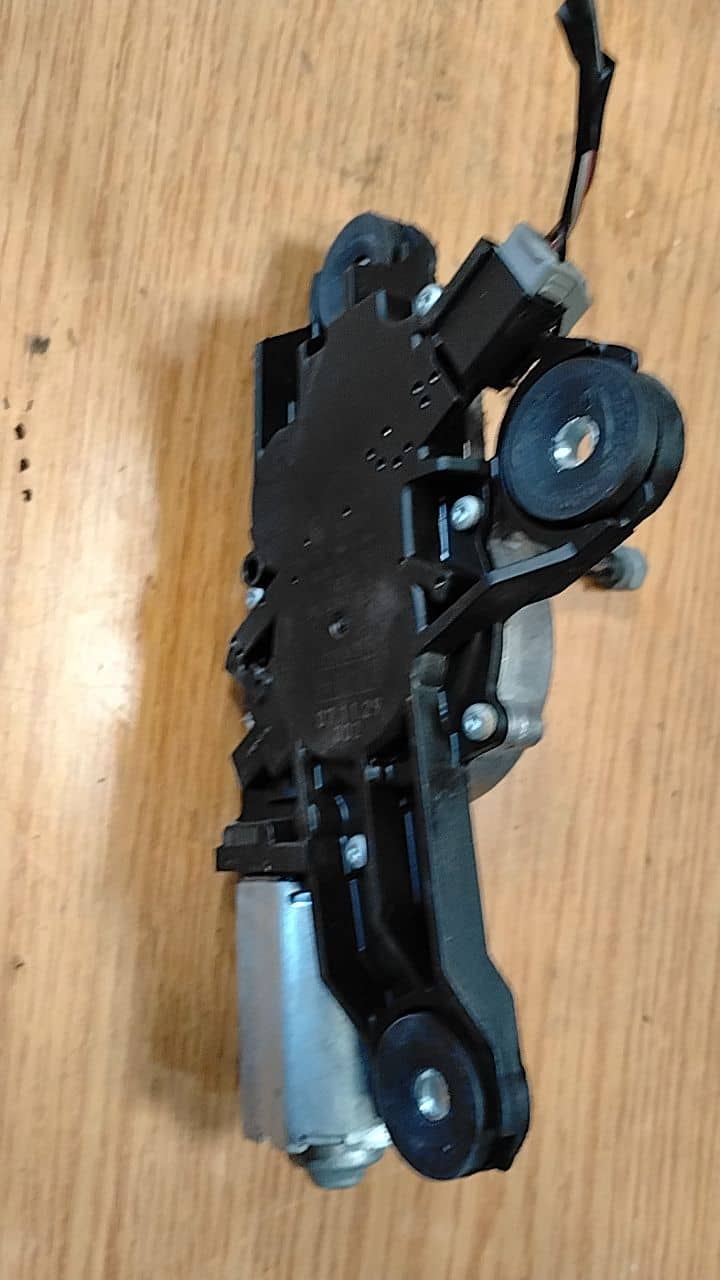 MOTOR LIMPIA TRASERO