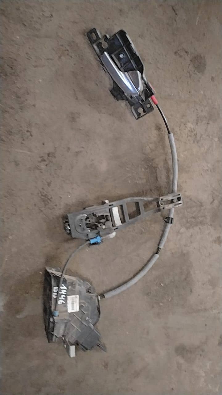 CERRADURA PUERTA DELANTERA DERECHA
