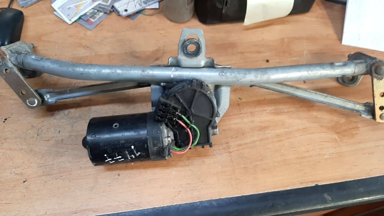 MOTOR LIMPIA DELANTERO