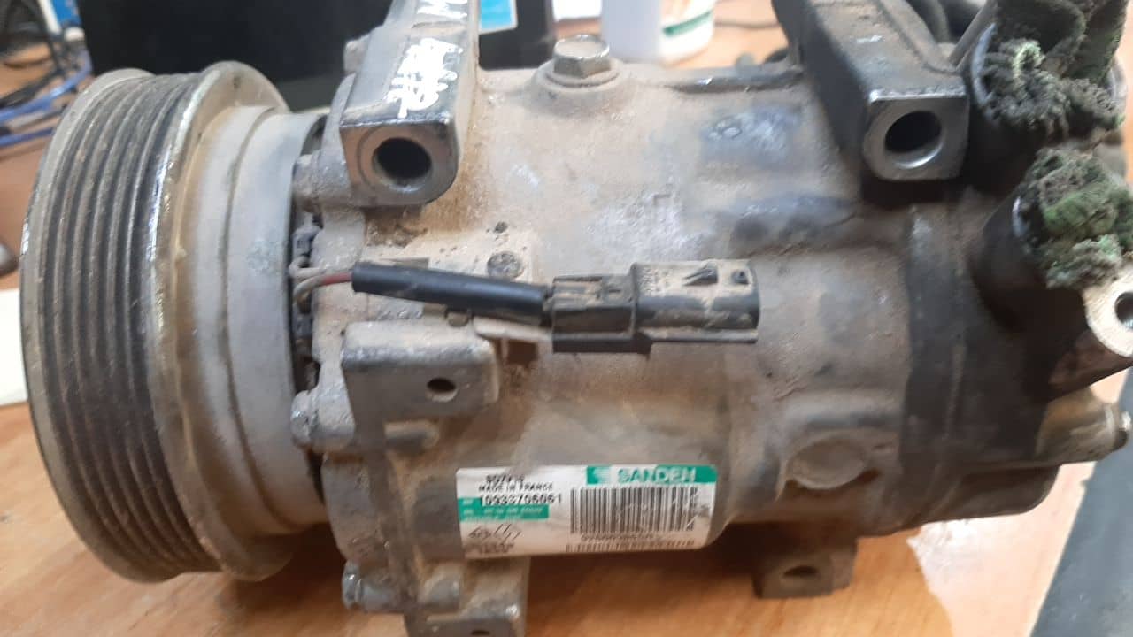 COMPRESOR AIRE ACONDICIONADO