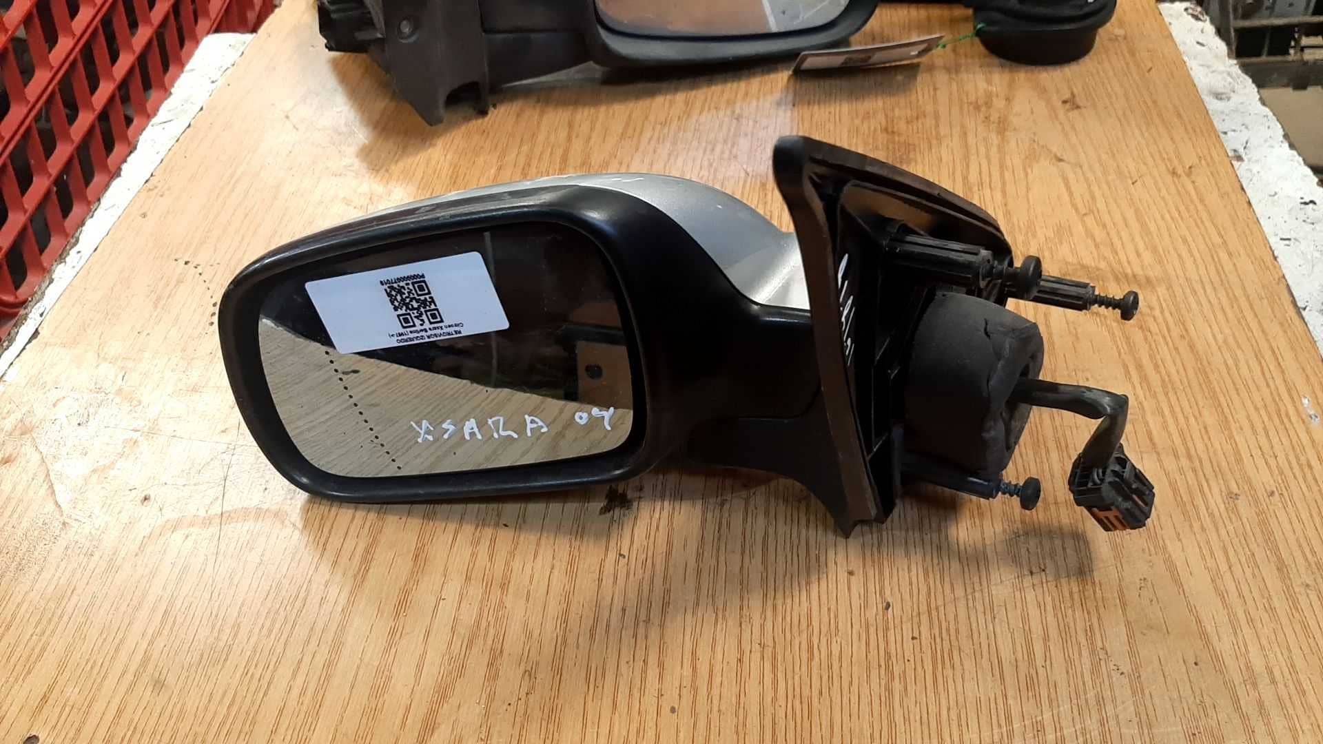 RETROVISOR IZQUIERDO