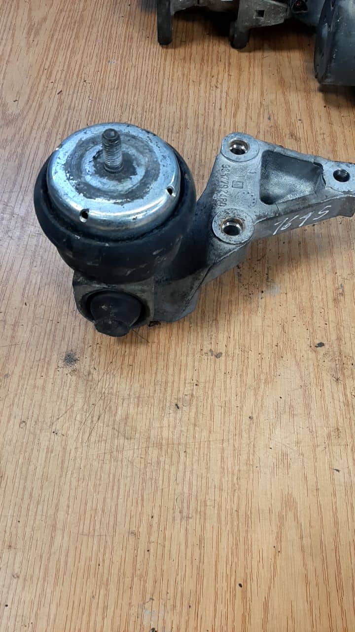 SOPORTE MOTOR