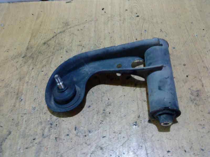 BRAZO SUSPENSION SUPERIOR DELANTERO DERECHO