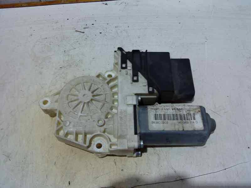 MOTOR ELEVALUNAS TRASERO DERECHO