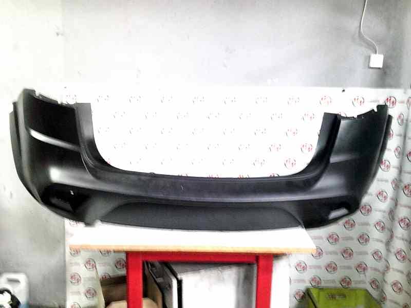 PARAGOLPES TRASERO