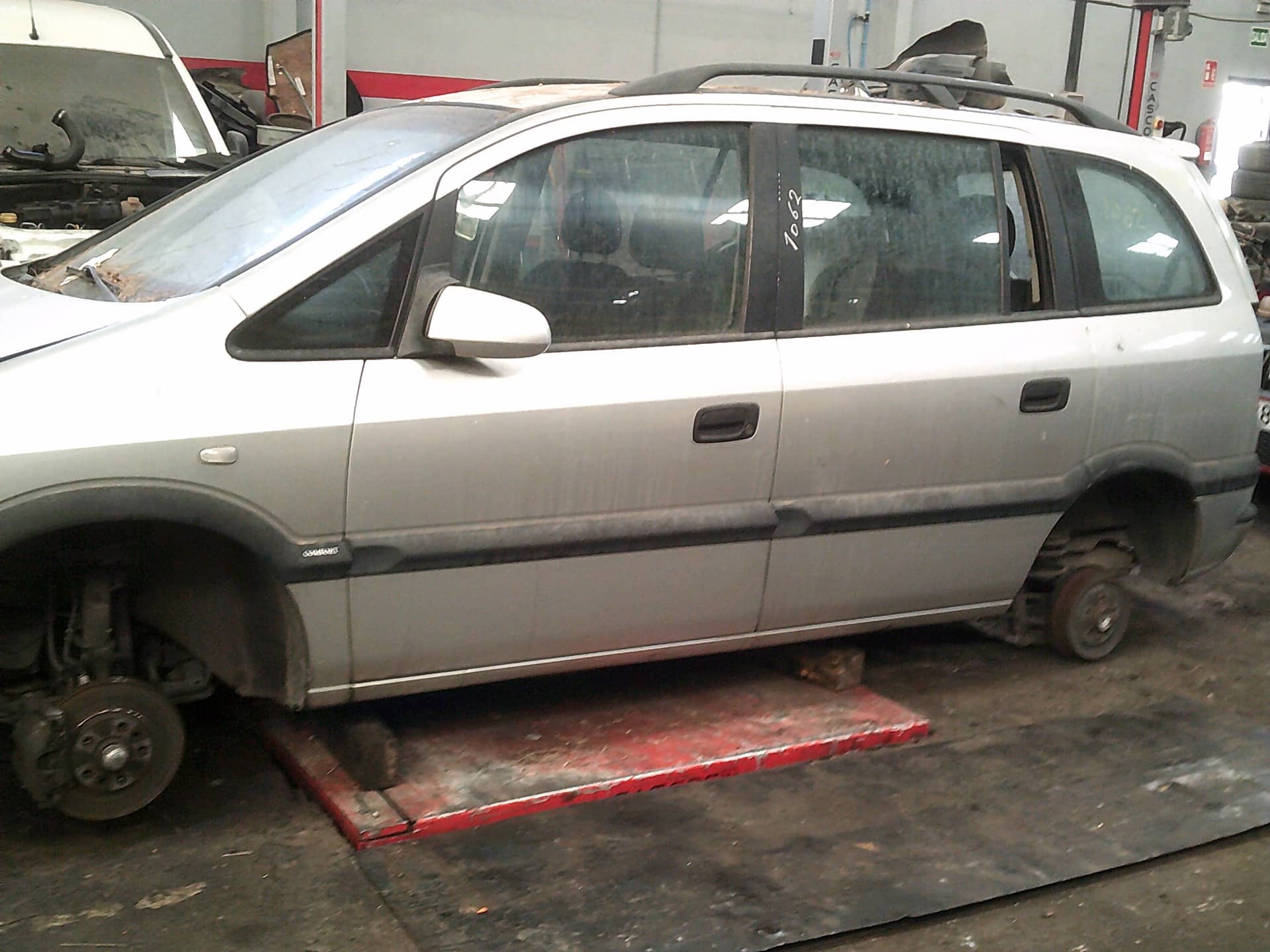 Opel Zafira A (1999->)