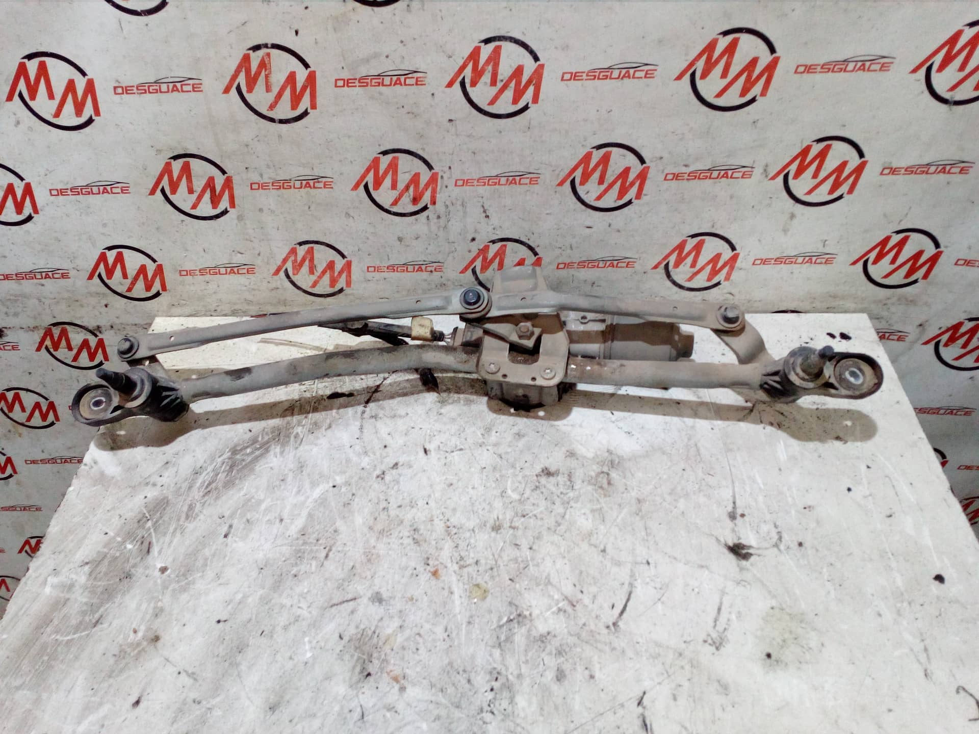 MOTOR LIMPIA DELANTERO