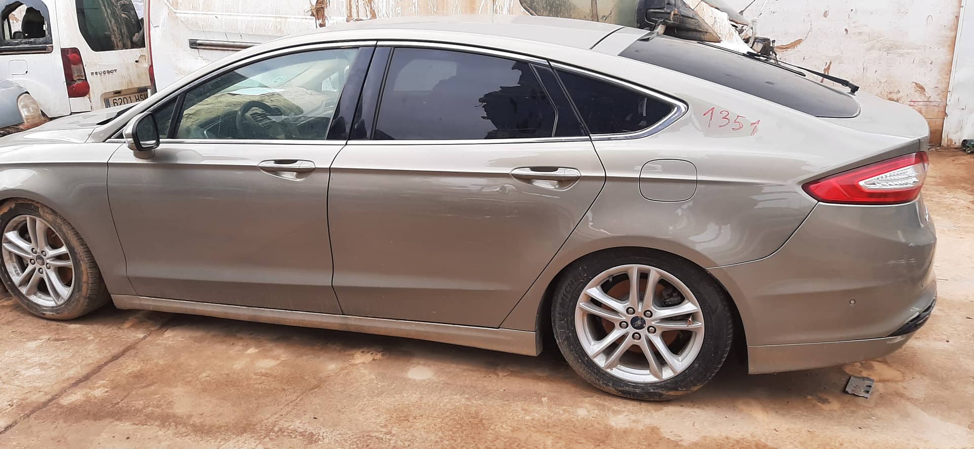 Ford Mondeo Berlina (CA2)(2007->)