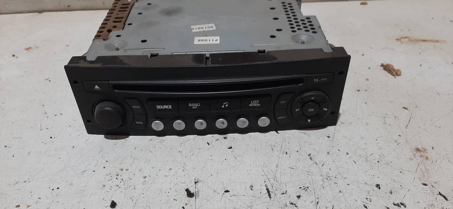 SISTEMA AUDIO / RADIO CD
