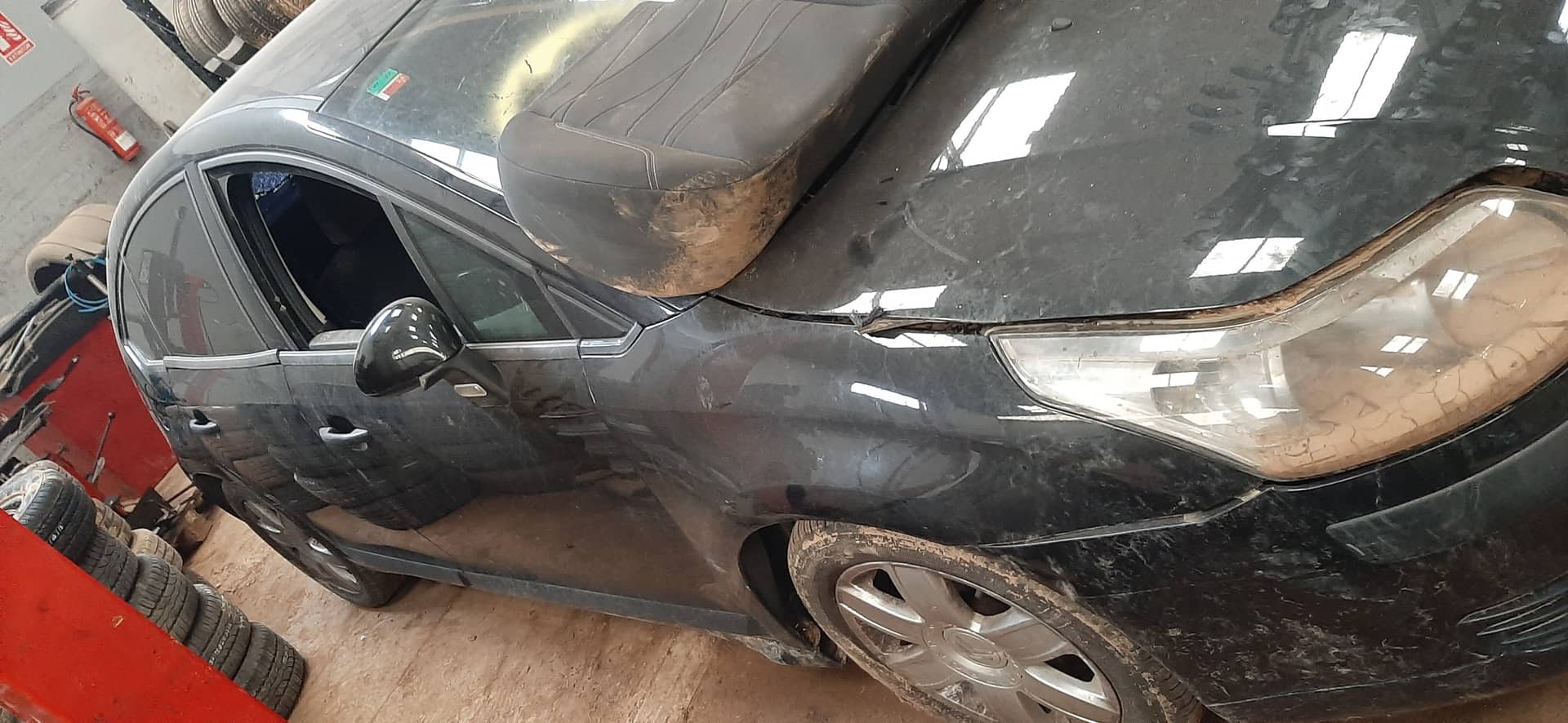 Citroen C4 Berlina (06.2004->)
