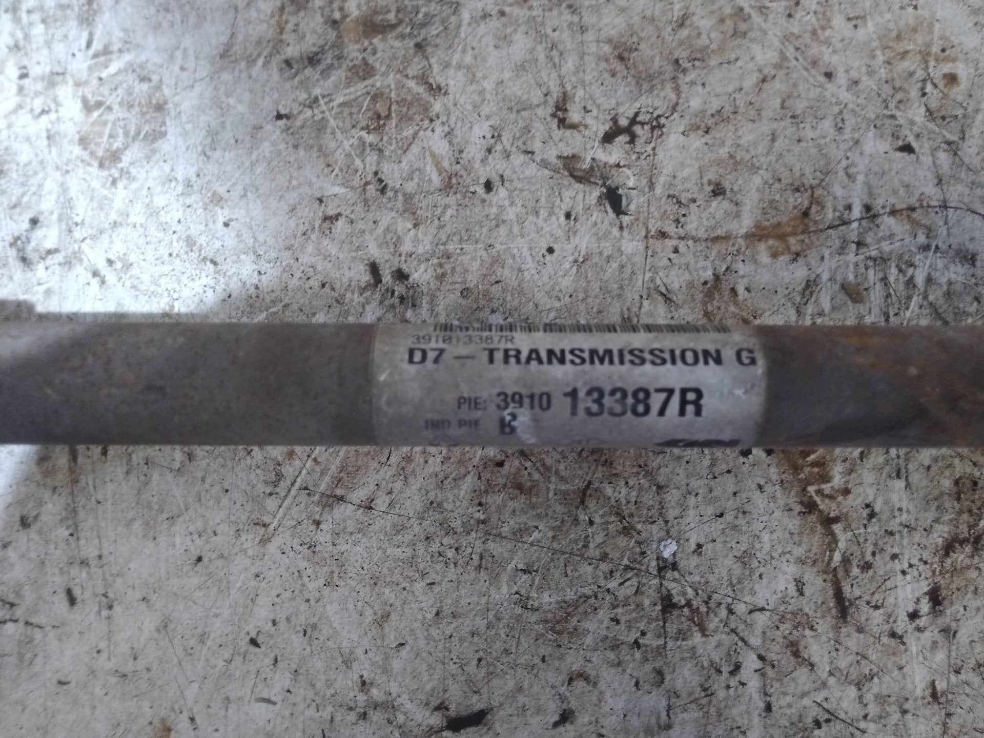 TRANSMISION DELANTERA IZQUIERDA