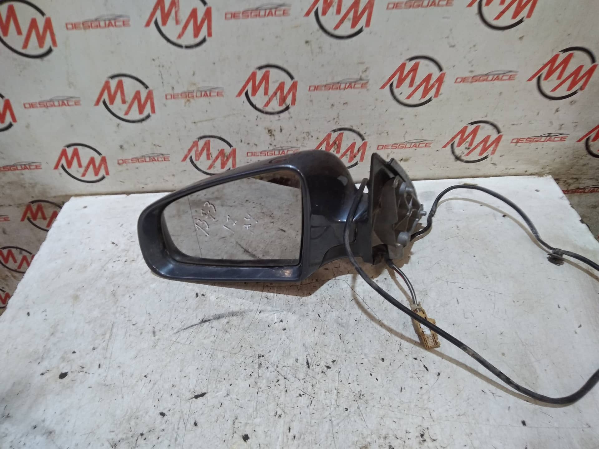 RETROVISOR IZQUIERDO