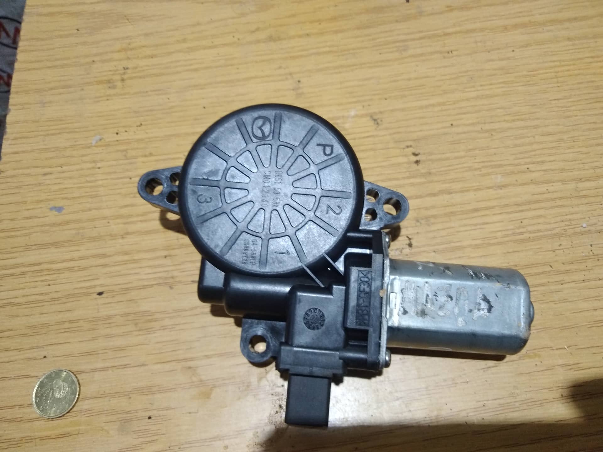 MOTOR ELEVALUNAS DELANTERO IZQUIERDO