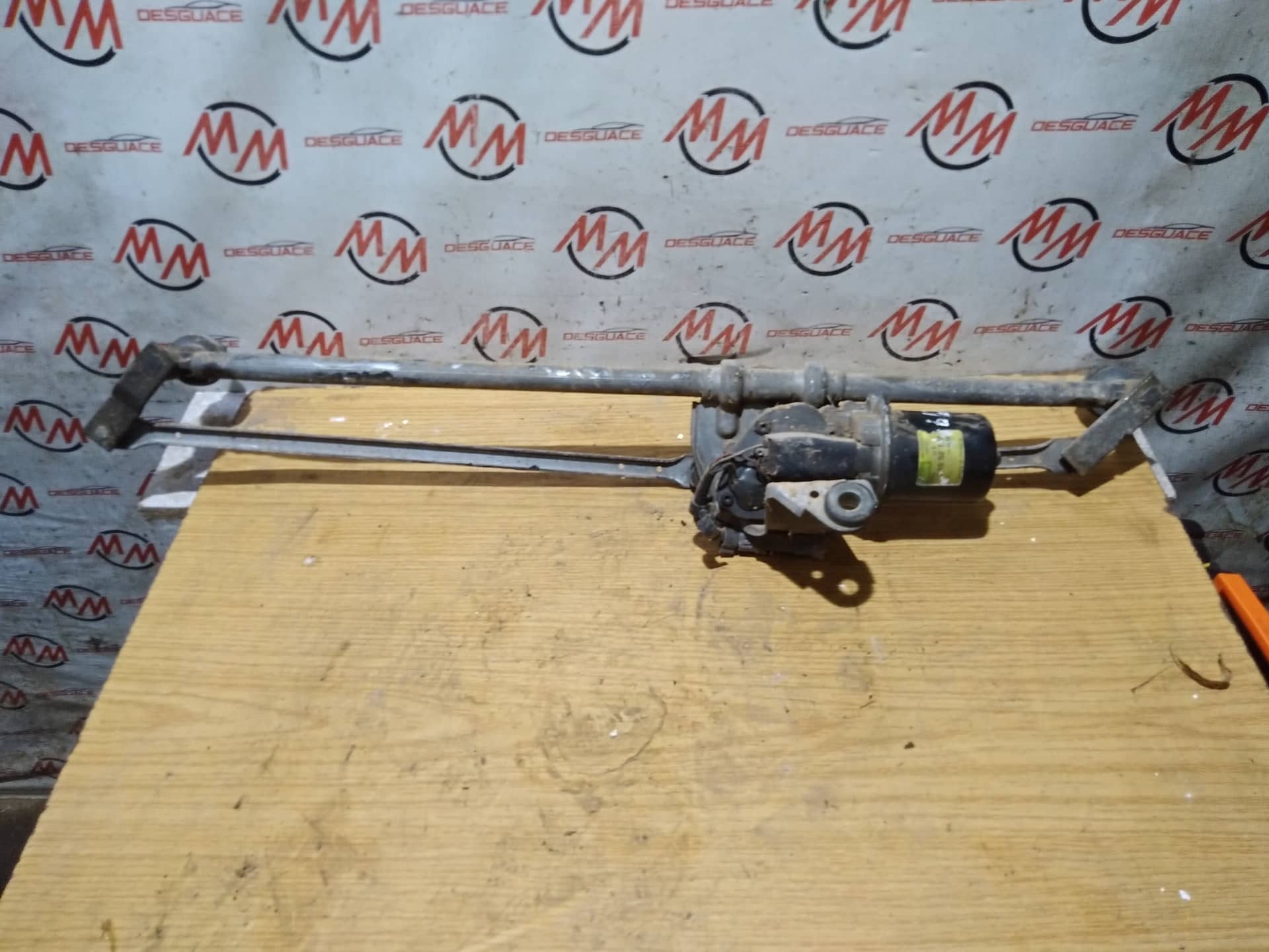 MOTOR LIMPIA DELANTERO