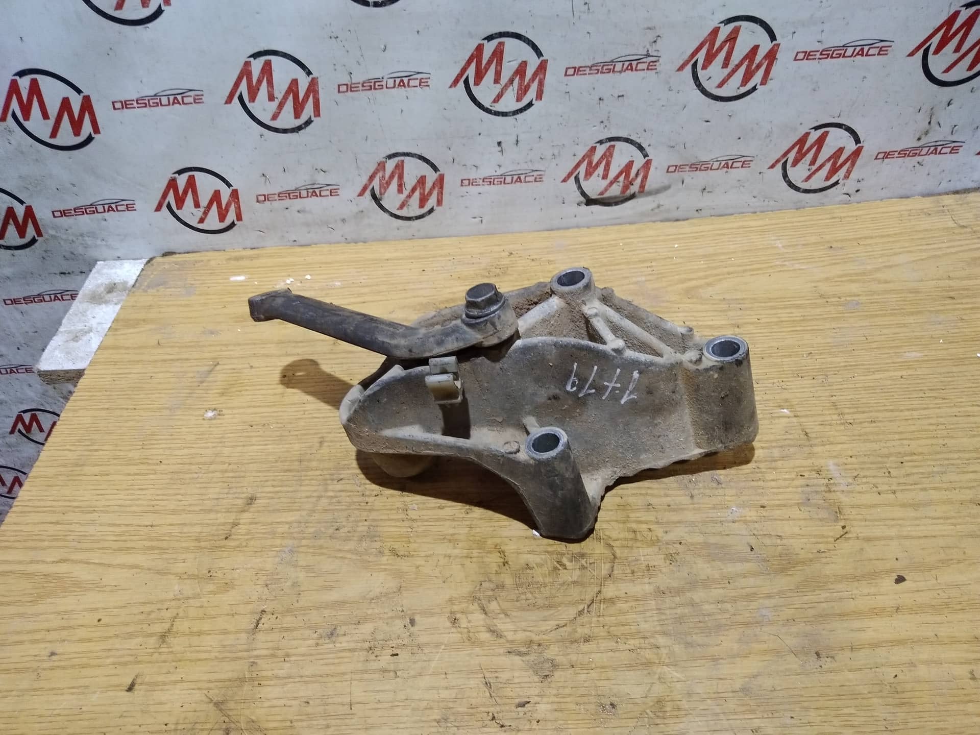 SOPORTE MOTOR