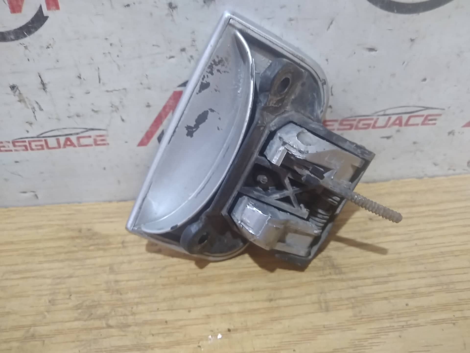MANETA EXTERIOR MALETERO / PORTON