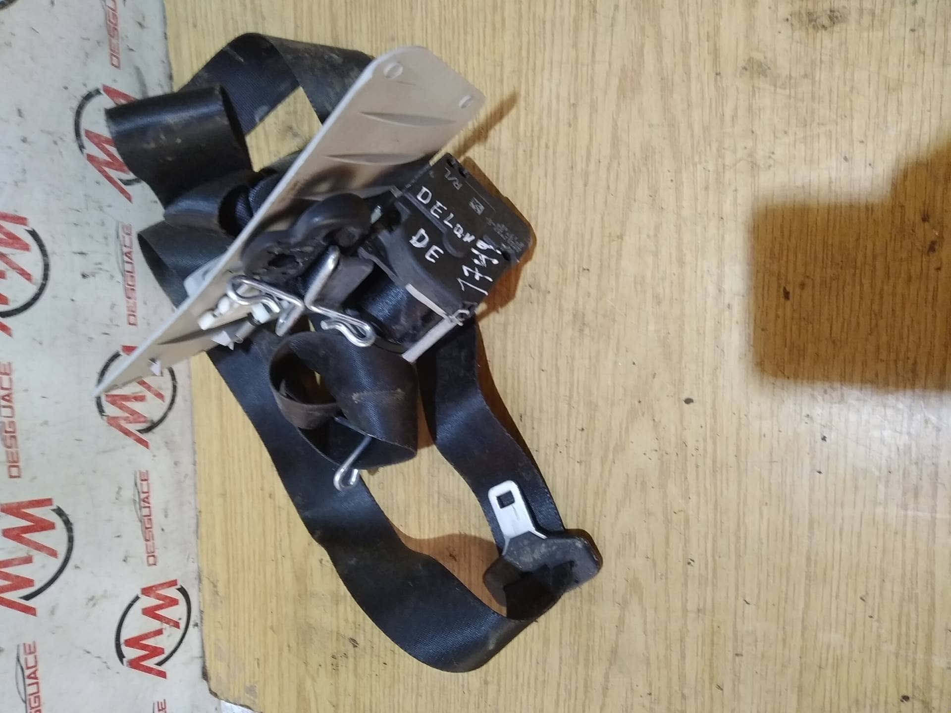 CINTURON SEGURIDAD DELANTERO DERECHO