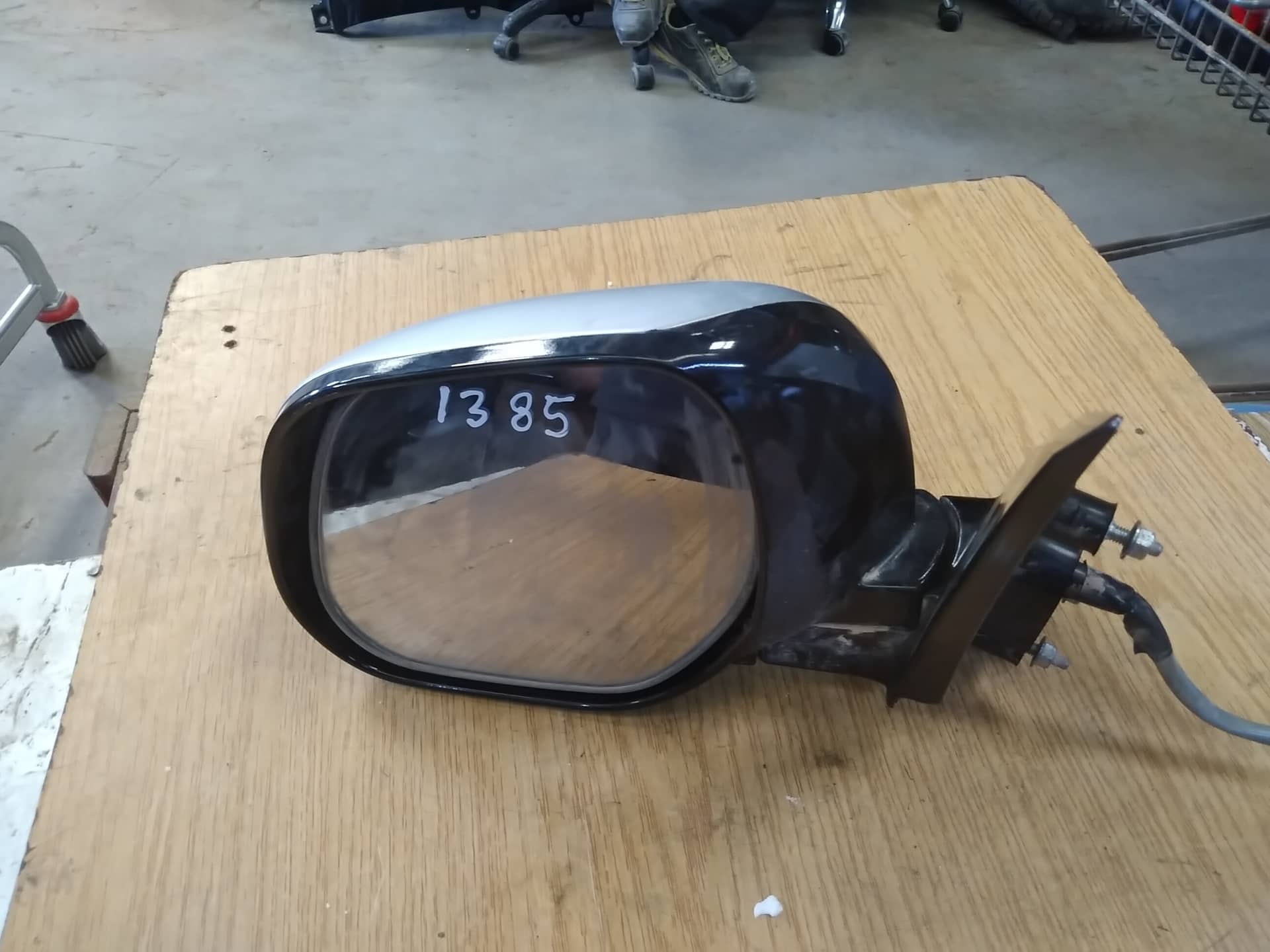RETROVISOR IZQUIERDO